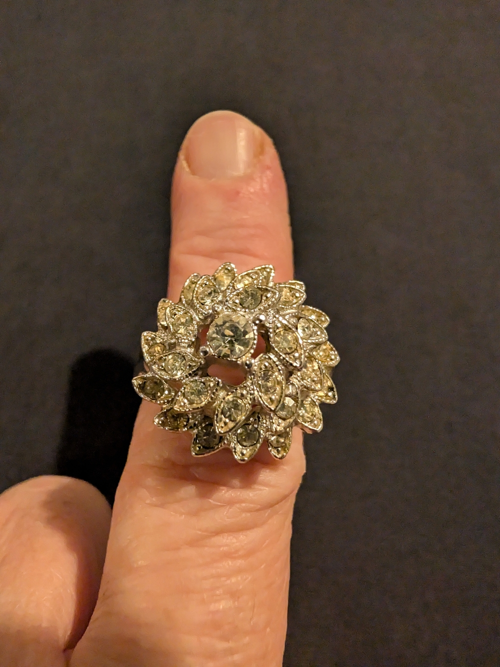 Vintage Crystal Floral Adjustable Statement Ring - Silver Sparkle
